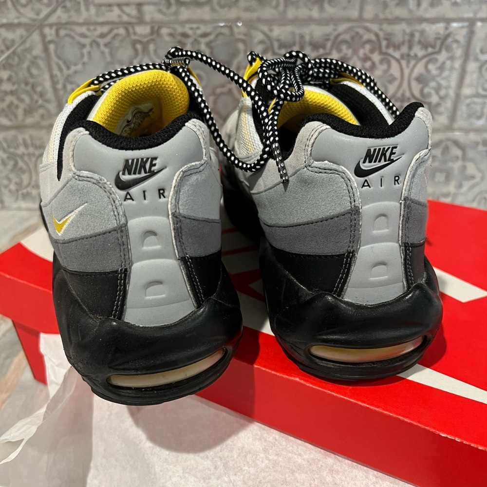 Nike Air Max 95 PRM Sneakers 2011 size 10.5 lightly worn original box - Picture 10 of 14